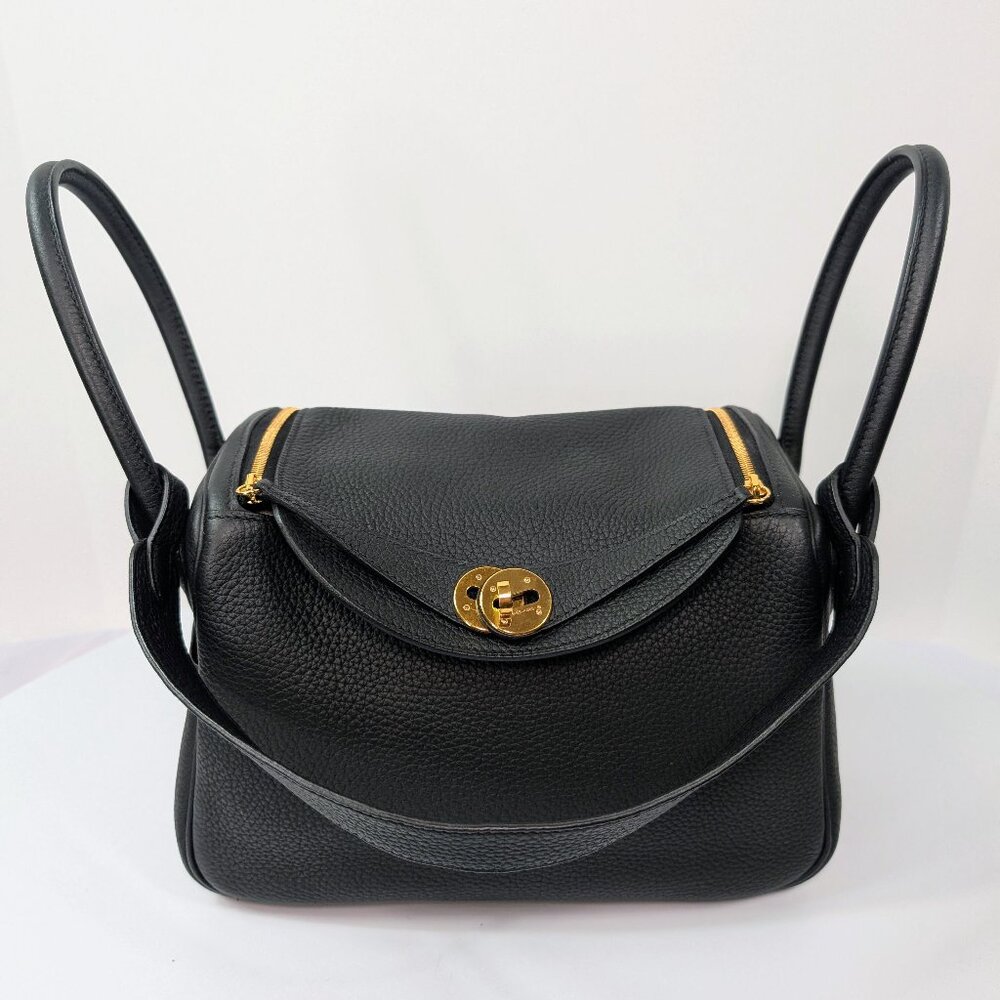 Hermes Black Taurillon Clemence Leather Lindy 26
